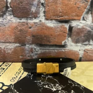 دستبند چرم مردانه ورساچه کد (1282)