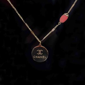 گردنبند استیل زنانه چنل کد (5211)