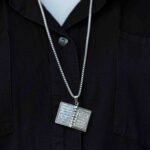 گردنبند استیل کتابی کد (5240)