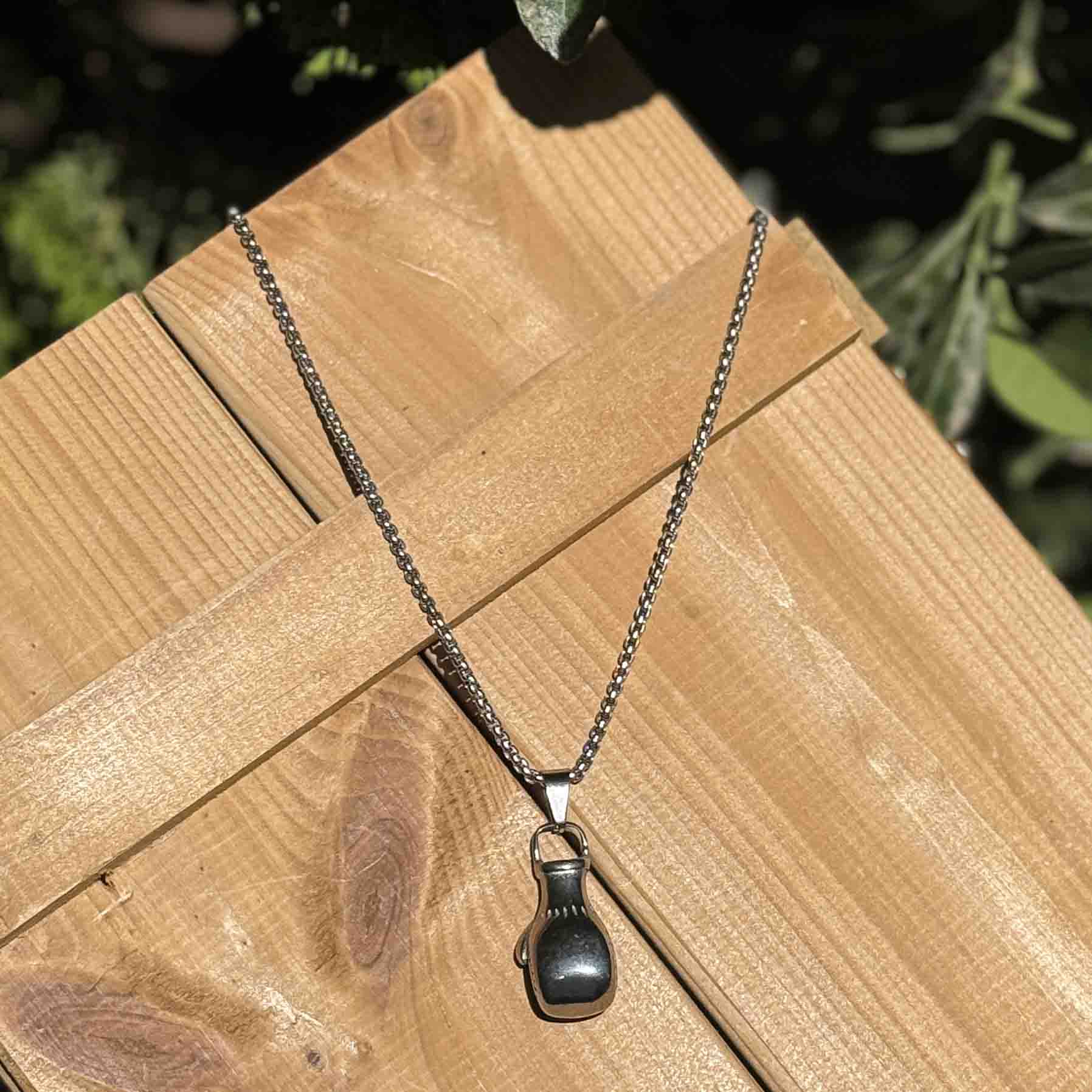 گردنبند استیل طرح دستکش بوکس کد (5252)