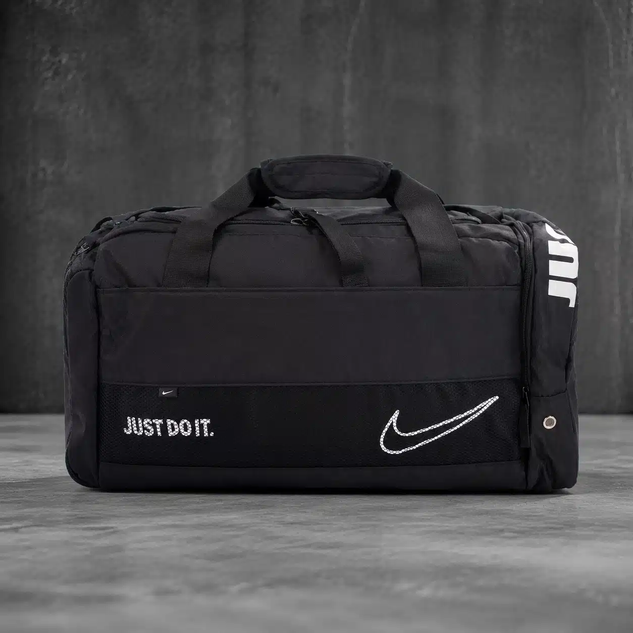 ساک و کوله ورزشی پارتیشن بندی (NIKE) کد (3217)