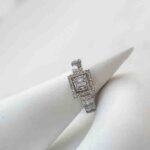 انگشتر حلقه ای نگین دار کد (2781)